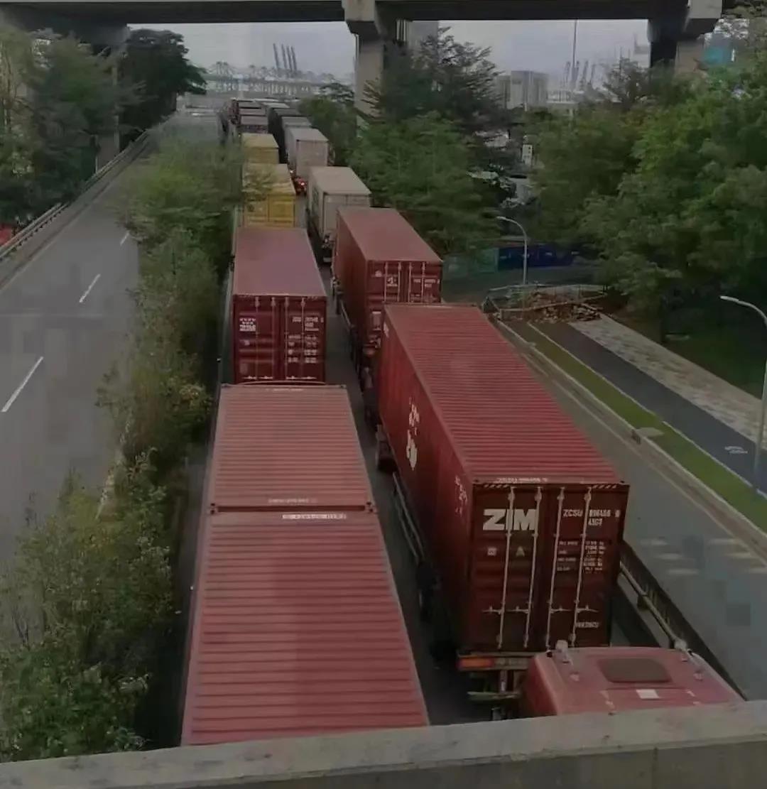 緊急通知！深圳鹽田港宣布：暫停接收出口重柜！！