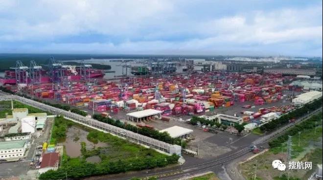 越南胡志明市宣布逐步解封，上百萬工人逃離工廠
