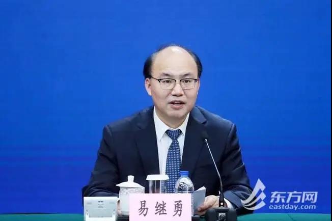 中國航運(yùn)業(yè)“成績單”亮眼:港口規(guī)模世界第一、上海國際航運(yùn)中心躋身世界前三