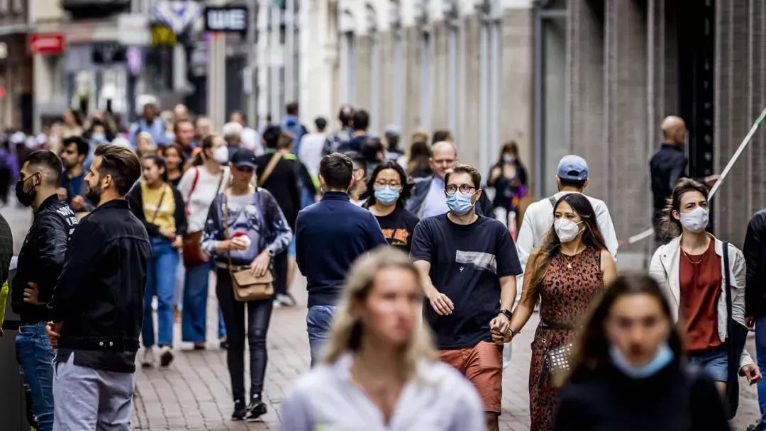 奧密克戎席卷全球89個(gè)國(guó)家/地區(qū)，美日增確診超20萬(wàn)例！多國(guó)公布和收緊防疫措施！