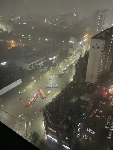 突發(fā)！美國前總統(tǒng)特朗普出事